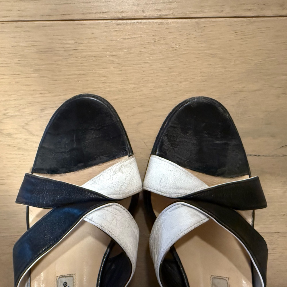 Vintage Manolo Blahnik Black and White Heels - Picture 4 of 6